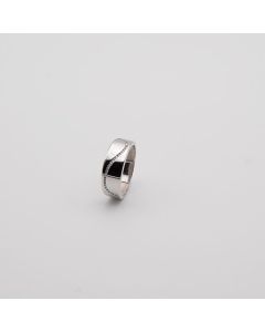 Anillo con diamantes
