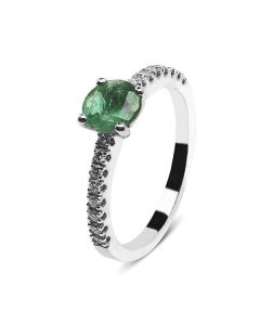 Anillo Esmeralda y Diamantes