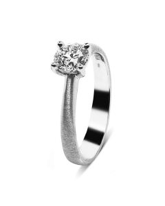 Anillo solitario con un diamante certificado 0,21 ctes